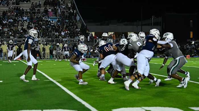 Chaminade-Madonna vs Miami Central Football - Robson Lopes - 08-26-20231149